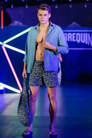 Vilebrequin تكشف عن أول مجموعة دينيم لها لنخبة مجتمع دبي 