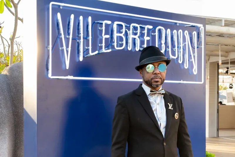 Vilebrequin تكشف عن أول مجموعة دينيم لها لنخبة مجتمع دبي 