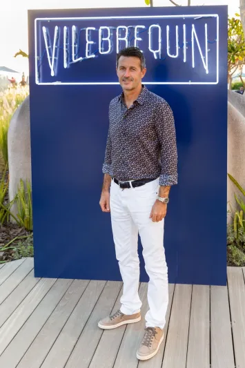 Vilebrequin تكشف عن أول مجموعة دينيم لها لنخبة مجتمع دبي 