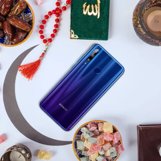 خيارات هدايا رمضان والعيد من HONOR.. دلّل أحباءك وامنحهم أجمل الهدايا الأنيقة
