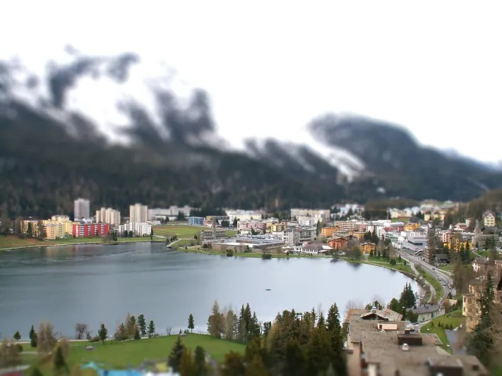 بينها بلد عربي.. هذه الدول بلا مطارات