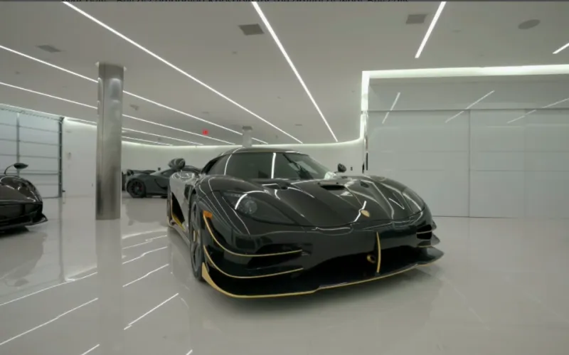 بهذا السعر بيعت السيارة الخارقة الأسرع في العالم.. من اشتراها؟