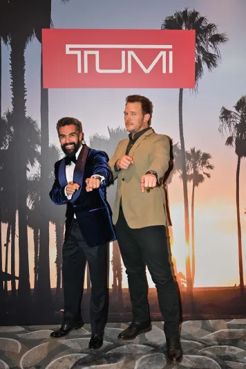 تومي تطلق أحدث حملة إعلانية مع نجم هوليوود كريس برات من TUMI LOFT 