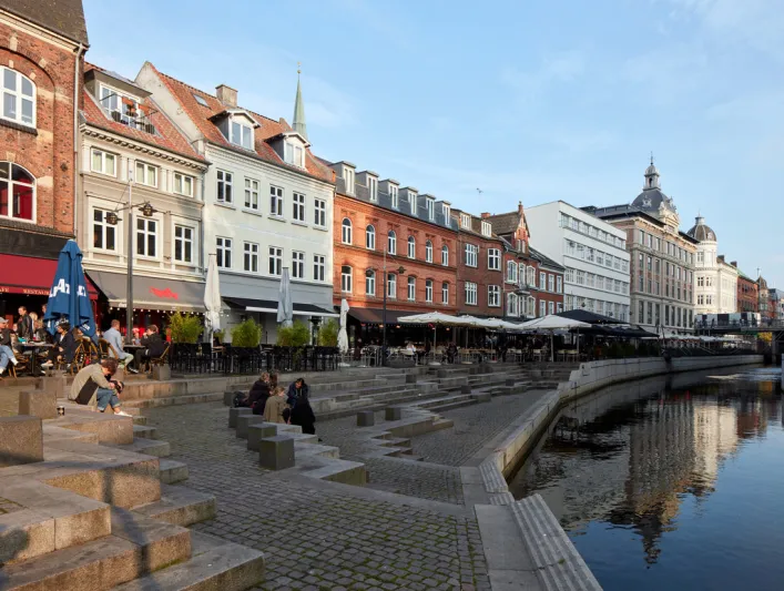 آرهوس مدينة السعادة في الدنمارك.. لا تفوت زيارة قصر الملكة