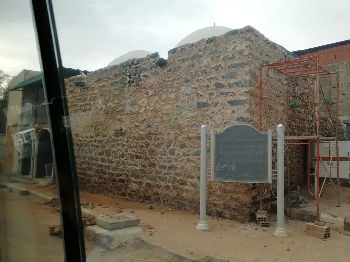 لقطات روحانية.. في هذا المكان صلى النبي ونام أثناء غزوة أحد (فيديو)