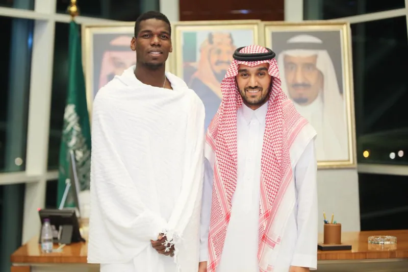 بول بوغبا في زيارة للمملكة.. ماذا يفعل؟ (صور)