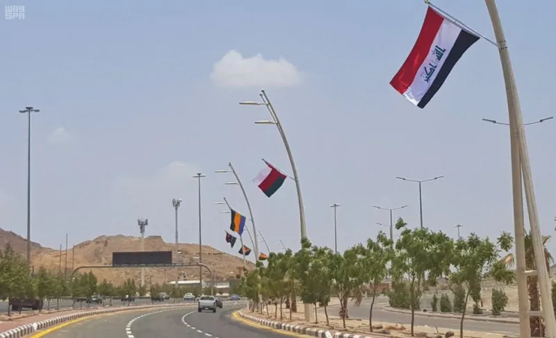 انفوجراف| تغطية إعلامية غير مسبوقة والشوارع تتزين.. مكة تستعد لاستضافة ثلاث قمم