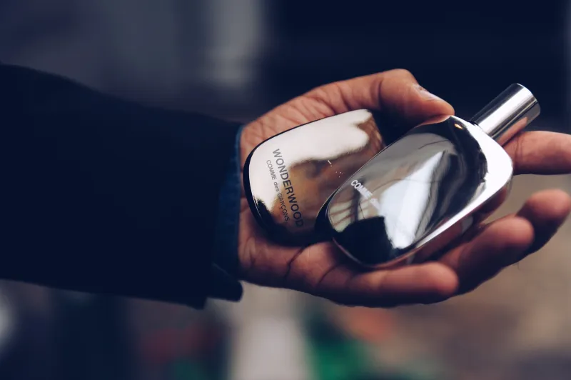 الذهب السائل.. دليلك إلى أسعار عطور العود الرجالية في 2019