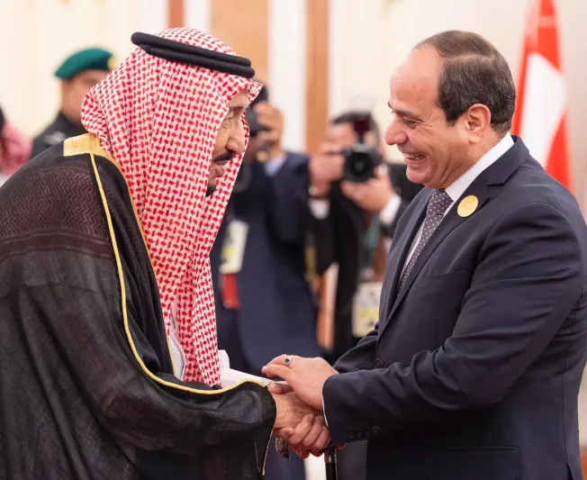 القمة الإسلامية بمكة.. هكذا انطلقت دول الدين الحنيف يدًا بيد نحو المستقبل