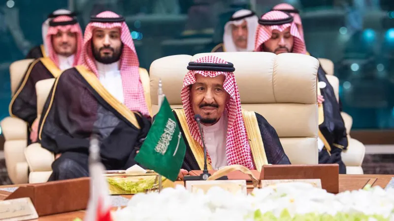 القمة الإسلامية بمكة.. هكذا انطلقت دول الدين الحنيف يدًا بيد نحو المستقبل