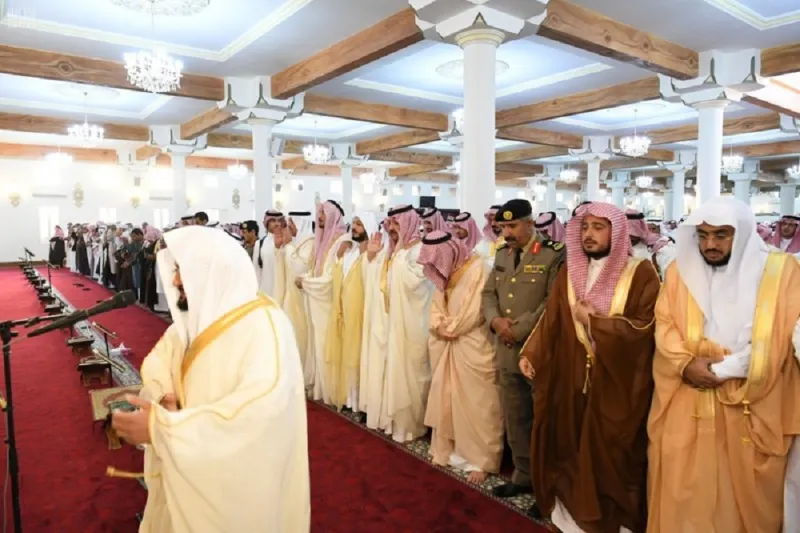 أجواء إيمانية مفعمة بالبهجة.. لقطات من صلاة العيد في مختلف أنحاء المملكة (صور)