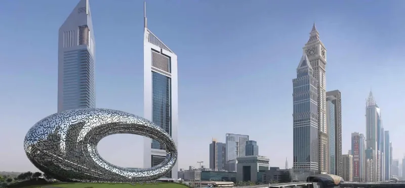 كالجبل يقف شامخا.. كل ما تريد معرفته عن متحف المستقبل في دبي (فيديو وصور)