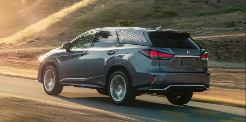 الأناقة والجاذبية في لكزس RX  وRXL لعام 2020