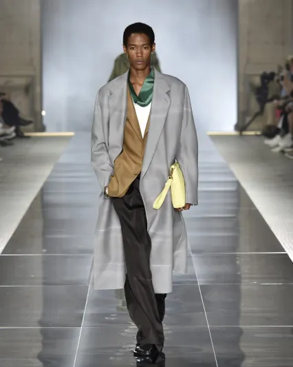 مجموعة dunhill لموسم ربيع وصيف 2020