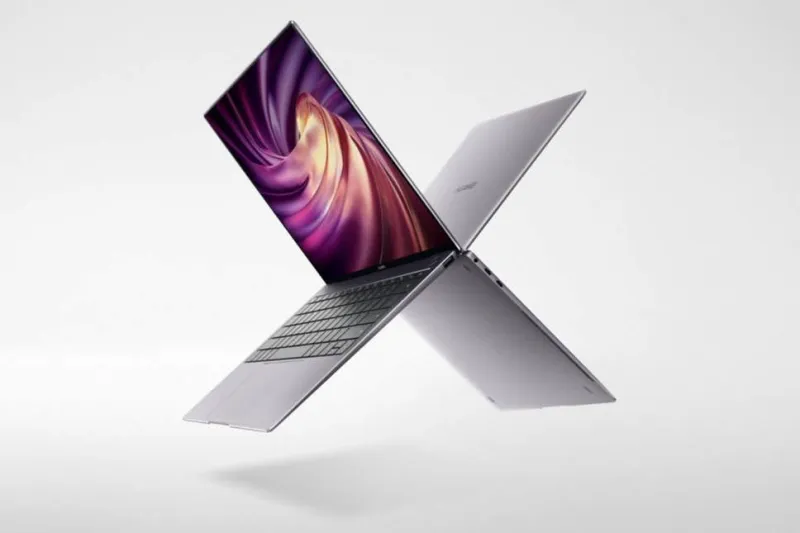 هل علي التوقف عن استخدام هواتف هواوي هونور وحواسيب Matebook؟