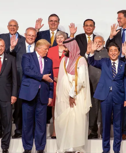 لقاءات وأحاديث جانبية مع قادة قمة العشرين.. كيف ظهر ولي العهد في قمة اليابان؟