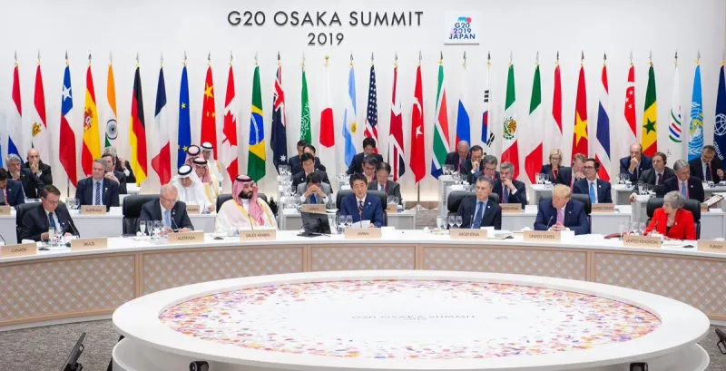 لقاءات وأحاديث جانبية مع قادة قمة العشرين.. كيف ظهر ولي العهد في قمة اليابان؟