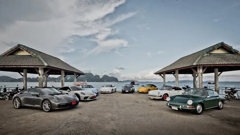 فخامة لا حدود لها.. شاهد جميع أجيال "بورش 911" في موكب استثنائي (فيديو)