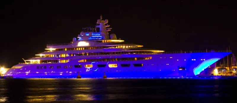 بكابلات أطول من فرنسا.. كل ما تريد معرفته عن يخت ديلبار الأسطوري (صور)