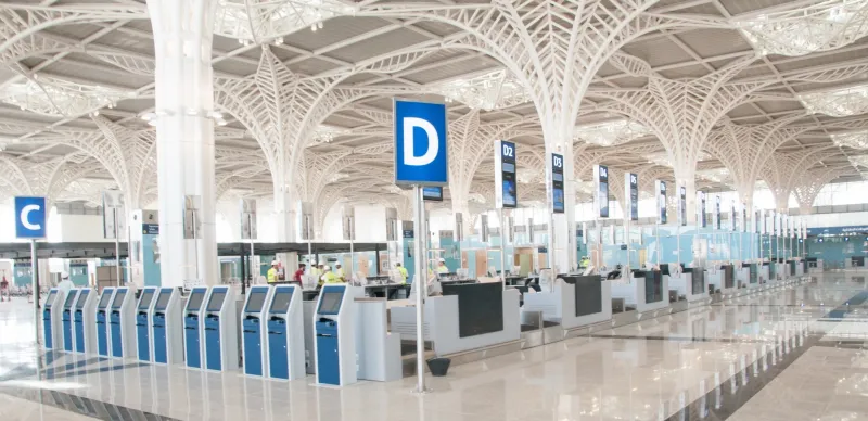 صدق أو لا تصدق.. شعر وجهك قد  يؤخر سفرك جواً