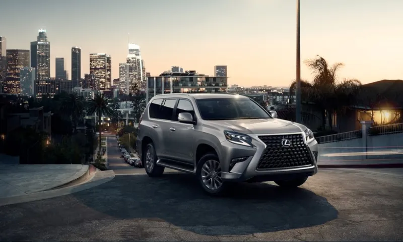 لكزس GX460 لعام 2020.. سيارة فاخرة وقوية بثلاثة صفوف
