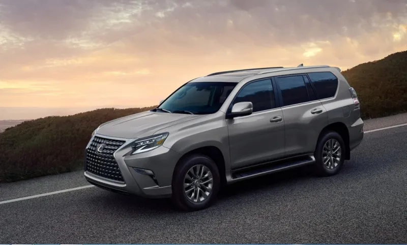 لكزس GX460 لعام 2020.. سيارة فاخرة وقوية بثلاثة صفوف
