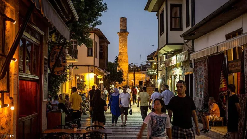 لم تعد الوجهة الأكثر رواجا.. لماذا تخلى السائح السعودي عن تركيا؟