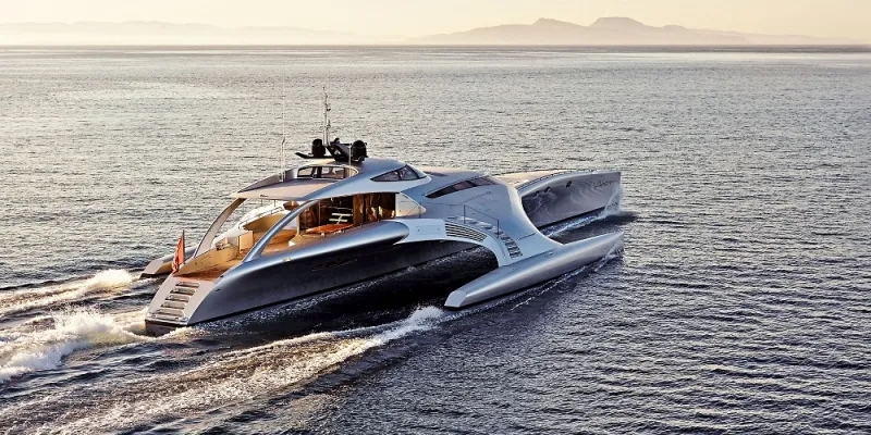 "أداستر".. يخت فاخر معروض للبيع يمكن التحكم فيه عن بعد بـ "الآيباد"