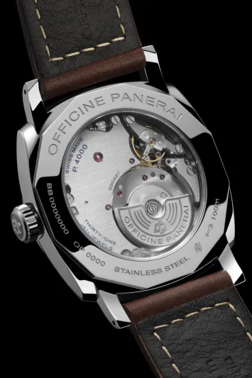 لون يختصر الأصول العسكرية.. تطور مبتكر متميز وتلقائي في تاريخ ساعات راديومير