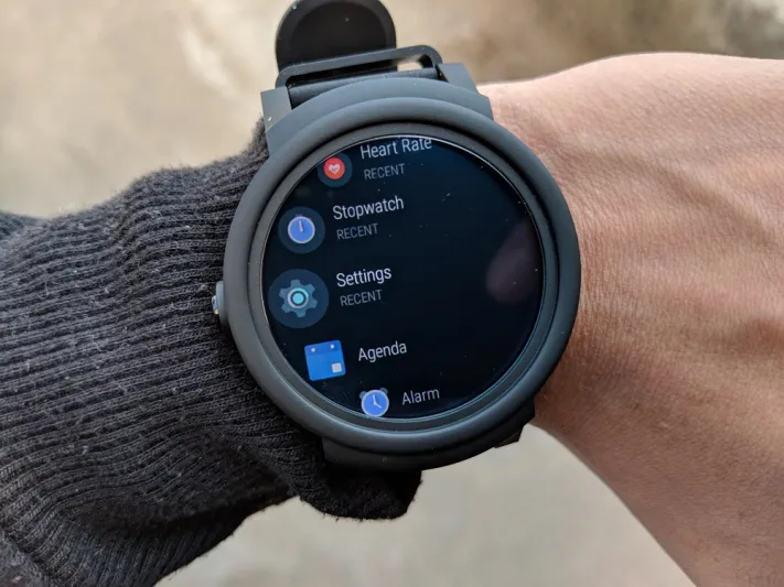 بأسعار مناسبة.. ساعات ذكية متطورة يمكنك ارتداؤها