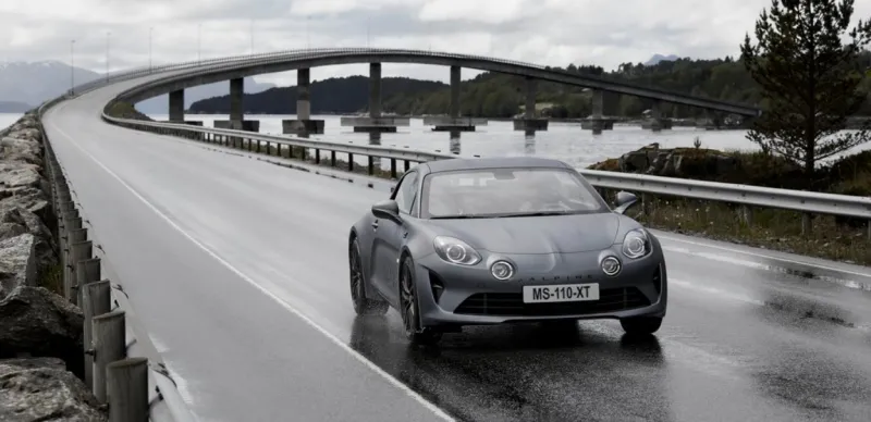 ألبين A110S لعام 2020.. رياضية خفيفة فخمة بمحرك مثالي