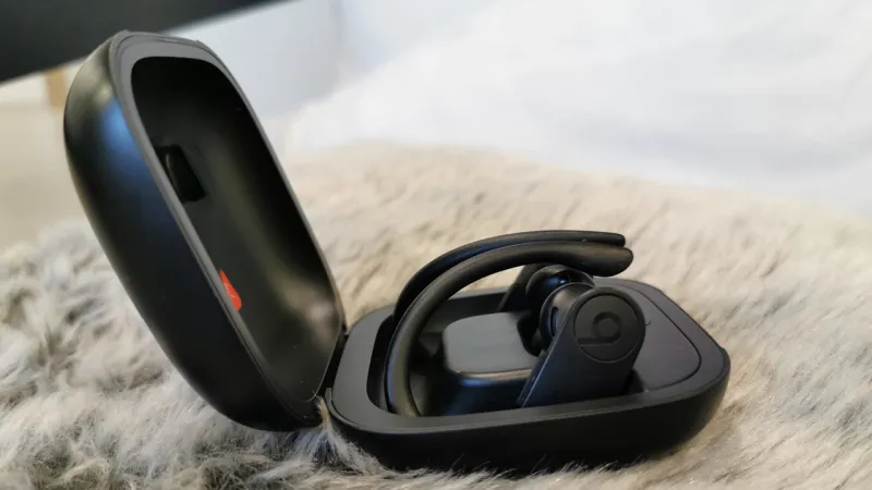 Powerbeats Pro.. سماعات جديدة بمزايا منافسة وإمكانيات مذهلة (فيديو)