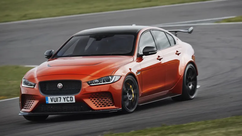بمميزات خرافية.. جاكوار  XE SV Project 8 أسرع سيارة في العالم