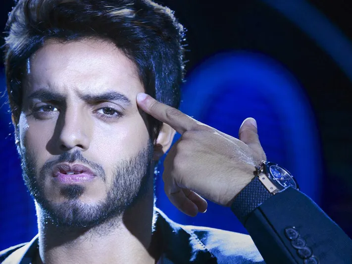 شاهد| فتاة تطلب الزواج من بدر آل زيدان وتعرض الأموال ليقبل بها