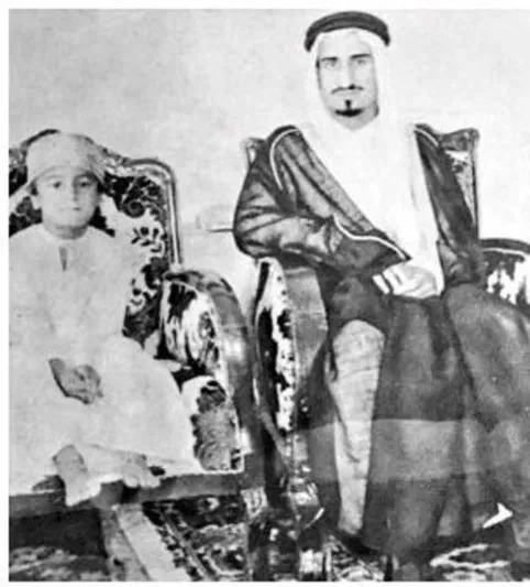 لقطات نادرة للفقيد الأمير بندر بن عبدالعزيز مع والده المؤسس وأشقائه