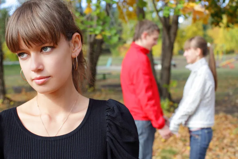 الكشف عن السبب الرئيسي وراء خيانة الرجال لزوجاتهم 