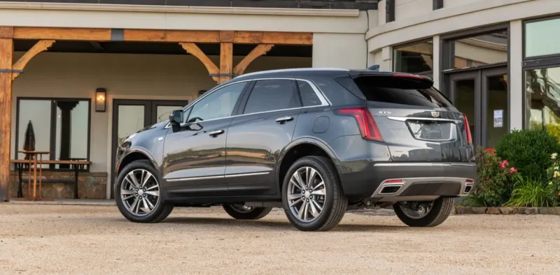 كاديلاك XT5 تتجاوز مستويات القيادة التقليدية.. تقنيات محسنة وتصميم رائع