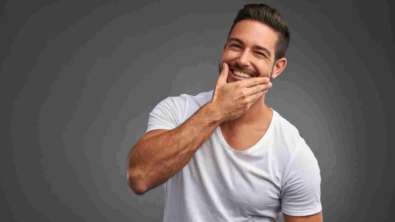 منتجات مثالية يعرف قيمتها الرجل الأنيق.. هكذا تعتني ببشرتك