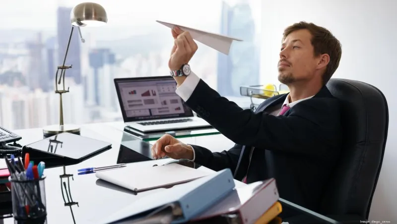 هذه العلامات تحذرك.. موظفوك يفكرون في الرحيل عن شركتك هذه العلامات تحذرك.. موظفوك يفكرون في الرحيل عن شركتك
