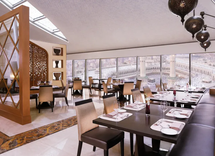 فندق فيرمونت مكة.. إطلالة آسرة على المسجد الحرام والكعبة المشرفة