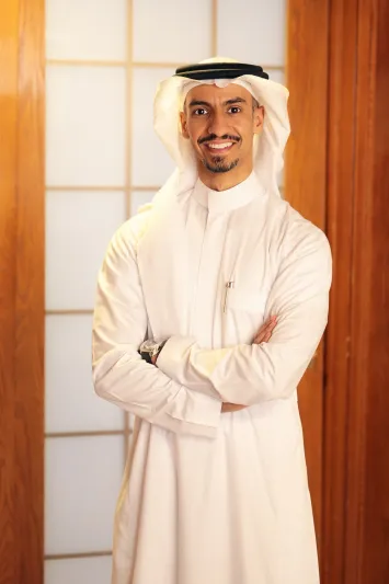 رائد الأعمال أنس علوي الصافي: حلمت أن أكون مديراً للتسويق.. وسؤال غيّر مجرى حياتي 