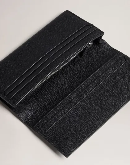 مجموعة Belgrave من dunhill.. تألق بالفخامة الراقية في إطلالتك اليومية