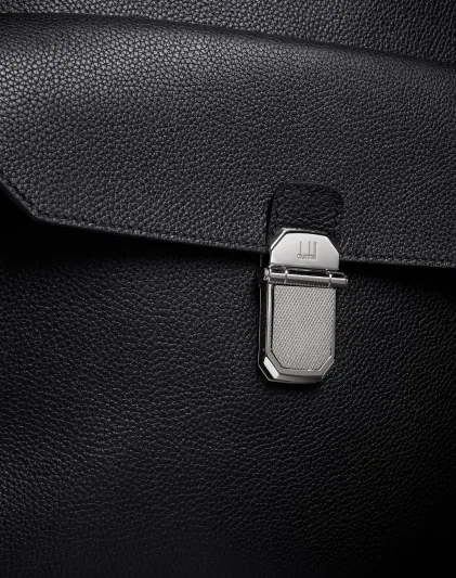 مجموعة Belgrave من dunhill.. تألق بالفخامة الراقية في إطلالتك اليومية