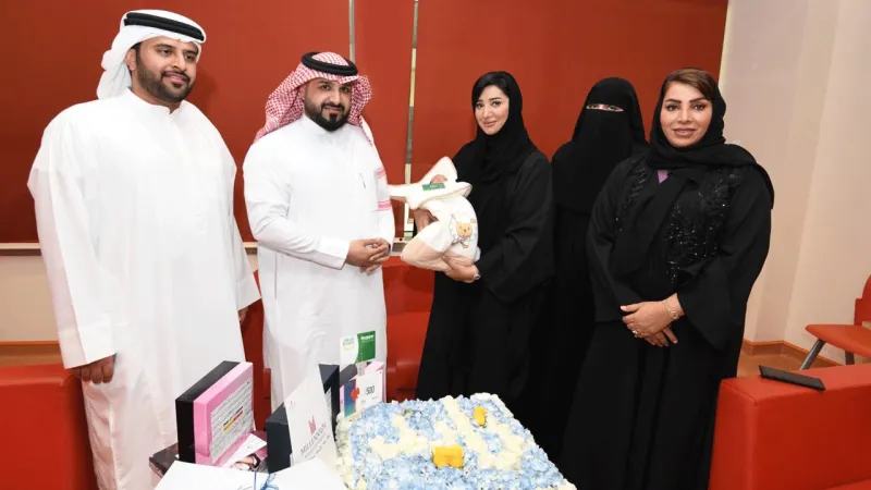 السعودي إماراتي.. هدية مميزة لمولود سعودي بإمارة الشارقة لههذا السبب