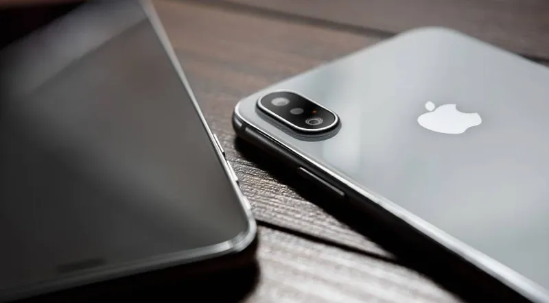 لم نلتزم تماما بمثلنا العليا.. ماذا قالت آبل عن فضيحة التنصت على العملاء؟