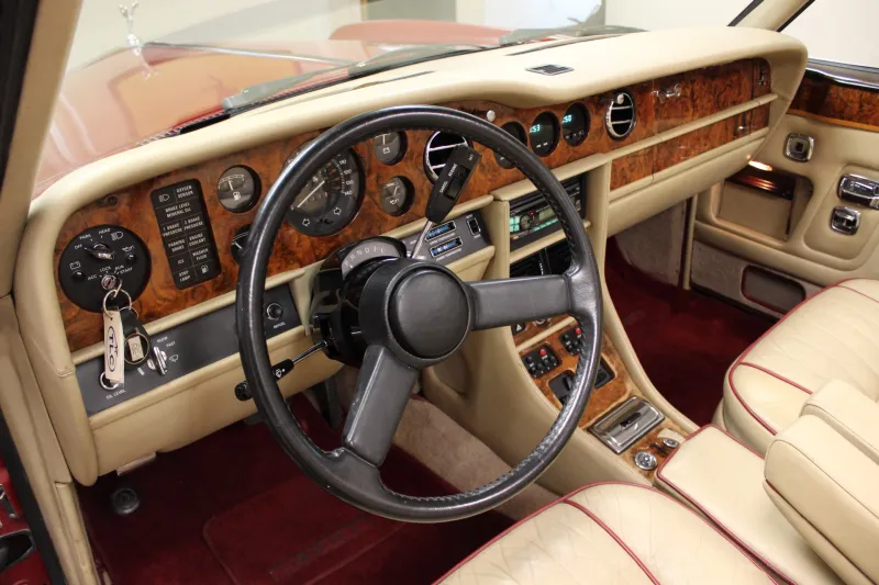 رولز رويس كورنيش من أكثر سيارات الكوبيه فخامة في عصرها