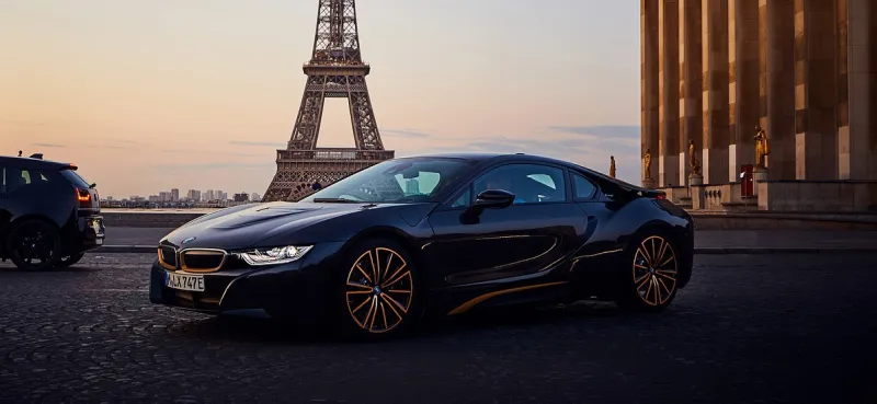 200 نسخة فقط.. تعرف على مواصفات سيارة Bmw i8 الجديدة (صور)