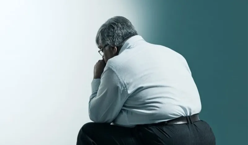 رغم الرجيم.. لماذا يزيد الوزن مع التقدم في السن؟