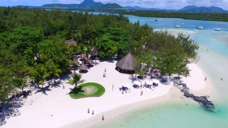 أرض السبعة ألوان وبحيرة غانغا تالو.. تعرف على أبرز مناطق السياحة في موريشيوس