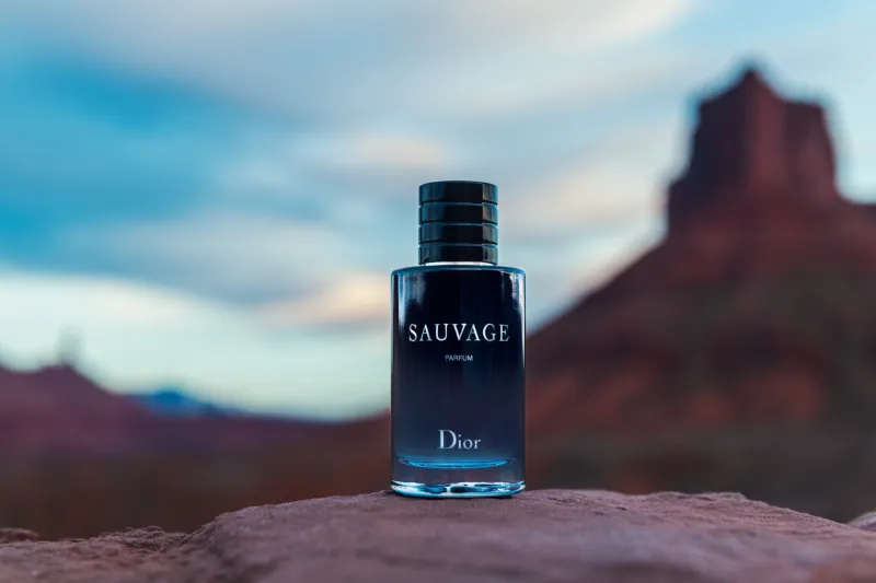 عطر ‏Sauvage‏ من Dior.. سحر لا حدود له